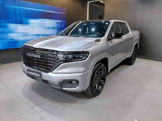 RAM RAMPAGE 2.0 HURRICANE 4 TURBO GASOLINA R/T 4X4 AUTOMÁTICO